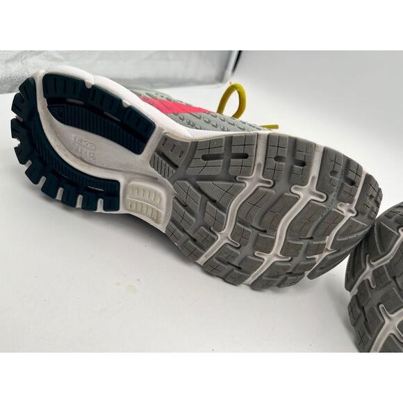 Brooks Women’s Size 6 Grey Ghost Running Shoes Excellent - Picture 9 of 10